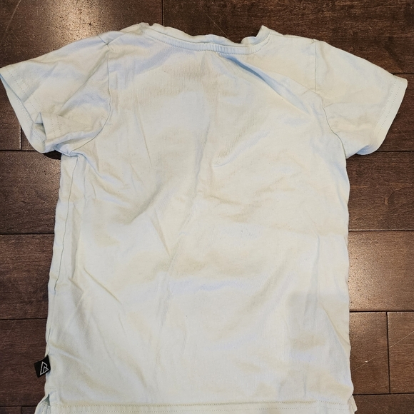 Girl's Ripzone T-shirt Size 6- Excellent Condition - Picture 3 of 3